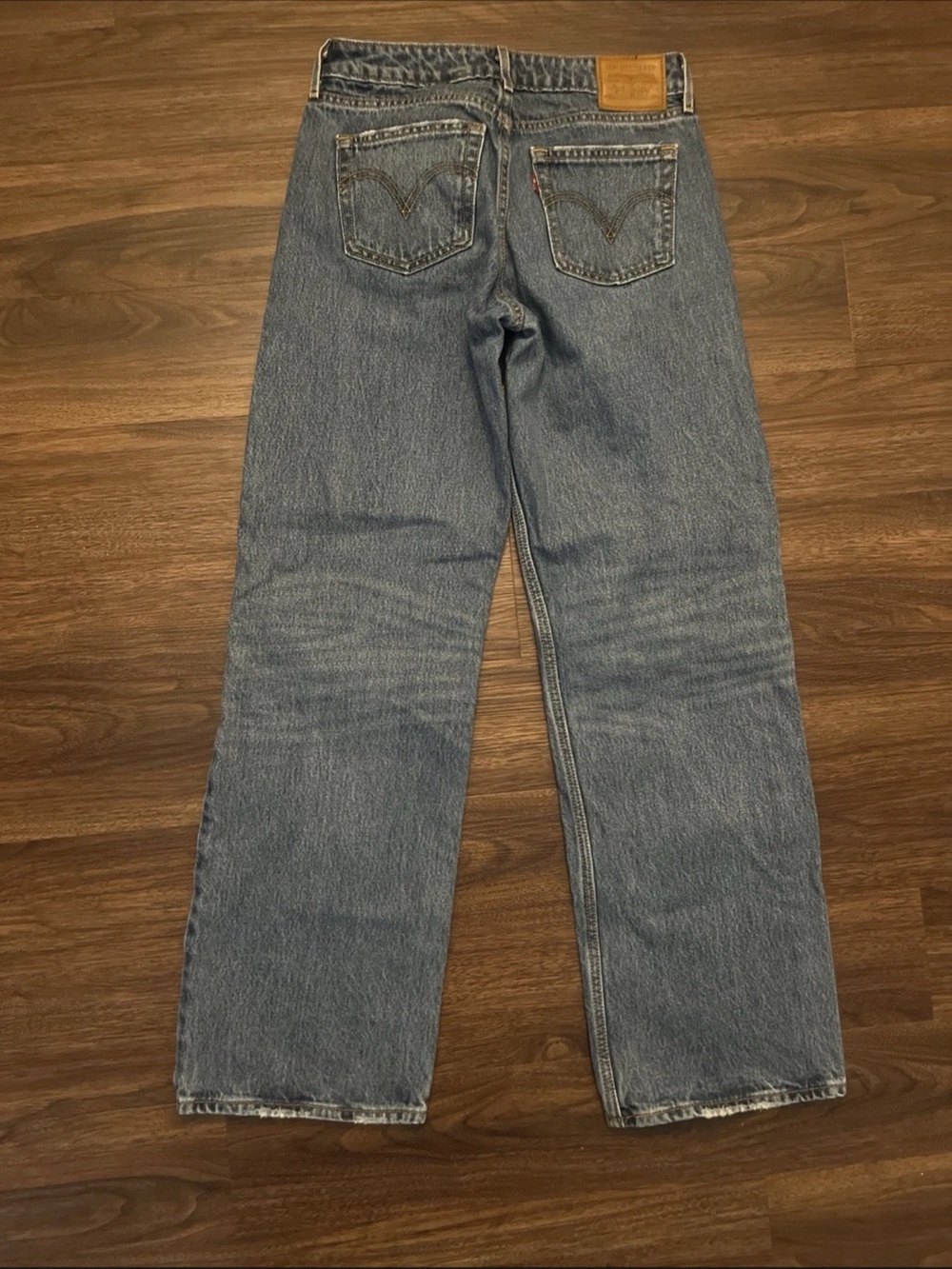 Levi's Premium Low Loose Jeans Women's 25x32 Medium Wash Straight Leg Cotton